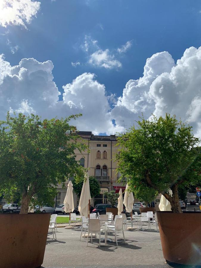 Casa Vacanza Piazza Marconi Valdobbiadene Bagian luar foto