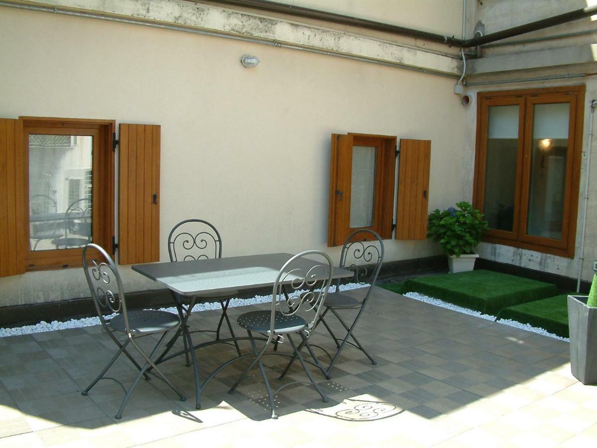 Casa Vacanza Piazza Marconi Valdobbiadene Bagian luar foto